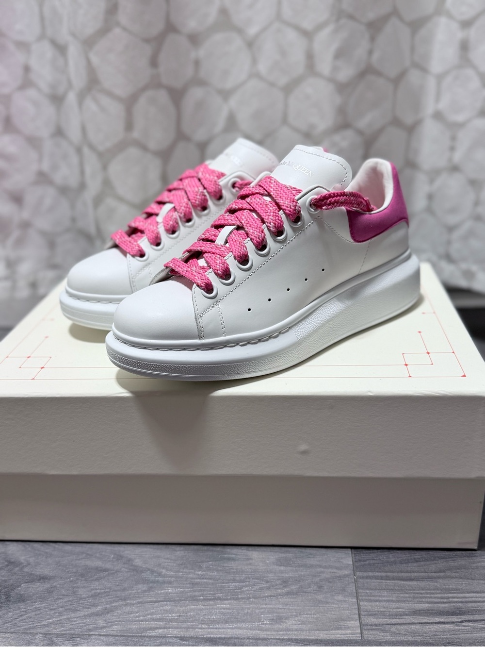Alexander McQueen Hot Pink Oversized Sneakers - BRAND NEW - EU38 (US 8W)